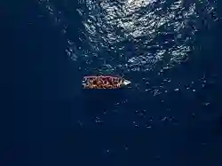 Malaysia Mengusir 2 Kapal yang Mengangkut 300 Migran dari Myanmar