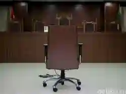 Terdakwa Mengaku Baru Sadar Memiliki 98% Saham Smelter Timah di Sidang